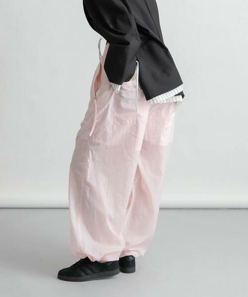 KBF / ケービーエフ その他パンツ | ヘムドロストナイロンパンツ | 詳細4