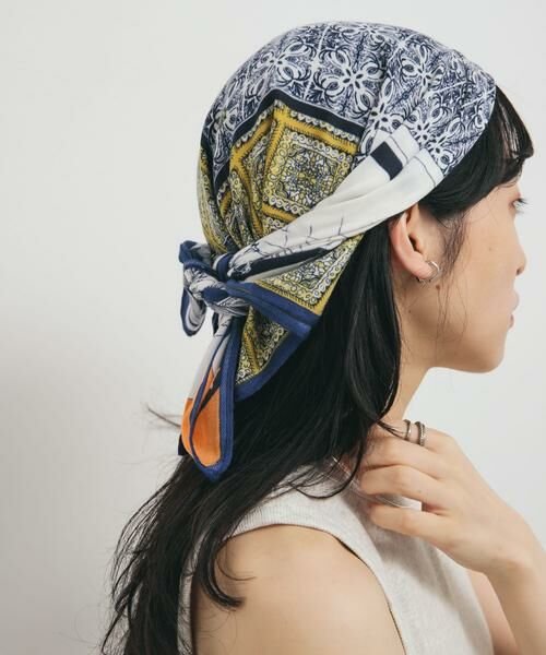 KBF / ケービーエフ バンダナ・スカーフ | フラワープリントビッグスカーフ | 詳細1