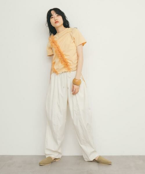 KBF / ケービーエフ Tシャツ | シャーリングフリルTEE | 詳細5