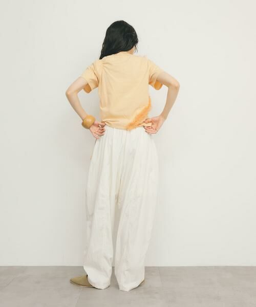 KBF / ケービーエフ Tシャツ | シャーリングフリルTEE | 詳細6