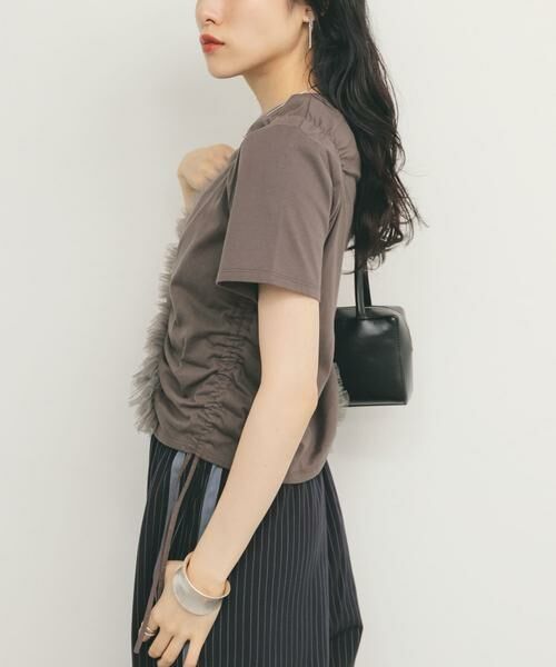 KBF / ケービーエフ Tシャツ | シャーリングフリルTEE | 詳細12