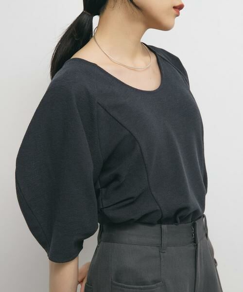 KBF / ケービーエフ Tシャツ | Uネックブークレトップス | 詳細2