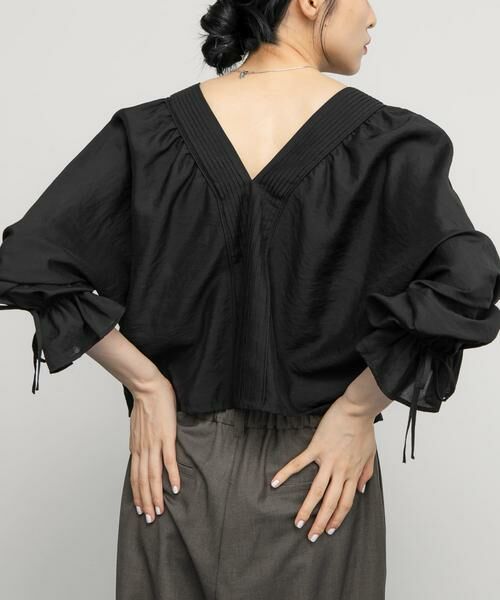 KBF / ケービーエフ シャツ・ブラウス | ピンタックギャザーブラウス | 詳細11