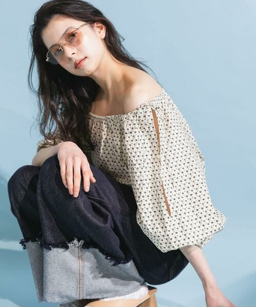 KBF / ケービーエフ シャツ・ブラウス | 2WAYフラワープリントブラウス | 詳細23