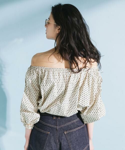 KBF / ケービーエフ シャツ・ブラウス | 2WAYフラワープリントブラウス | 詳細26