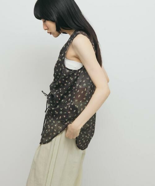 KBF / ケービーエフ シャツ・ブラウス | フラワープリントメッシュトップス | 詳細2