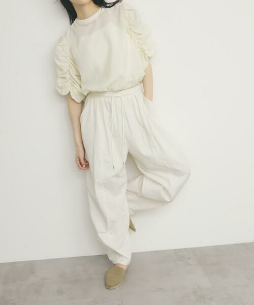 KBF / ケービーエフ シャツ・ブラウス | シャーリングスリーブブラウス | 詳細19