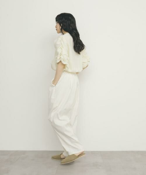 KBF / ケービーエフ シャツ・ブラウス | シャーリングスリーブブラウス | 詳細21