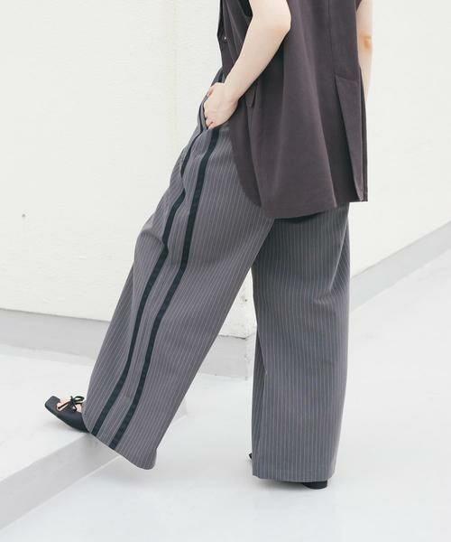 KBF / ケービーエフ その他パンツ | ストライプラインイージーパンツ | 詳細14