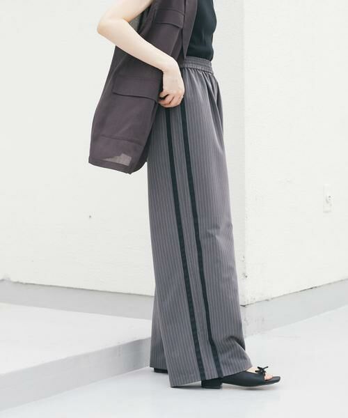 KBF / ケービーエフ その他パンツ | ストライプラインイージーパンツ | 詳細16