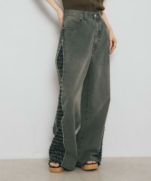 KBF / ケービーエフ デニムパンツ | 『2サイズ展開』ジャガードラインデニム(カーキ)