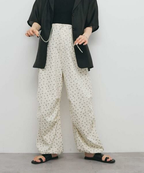 KBF / ケービーエフ その他パンツ | フラワープリントドロストパンツ | 詳細4