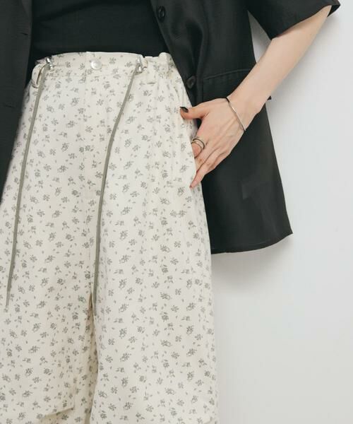 KBF / ケービーエフ その他パンツ | フラワープリントドロストパンツ | 詳細8
