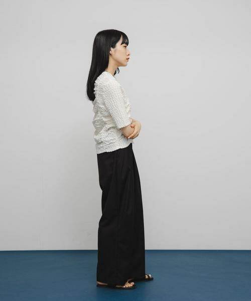 KBF / ケービーエフ Tシャツ | シャーリングホックトップス | 詳細4