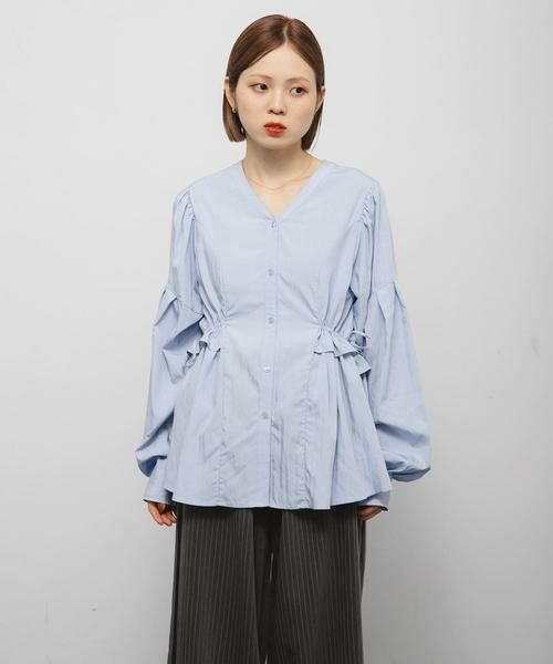 KBF / ケービーエフ シャツ・ブラウス | Vネックボリュームブラウス | 詳細13