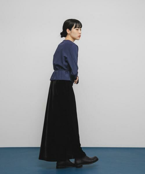 KBF / ケービーエフ シャツ・ブラウス | ピンタックVネックブラウス | 詳細13