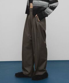 KBF / ケービーエフ その他パンツ | タックデザインスラックス