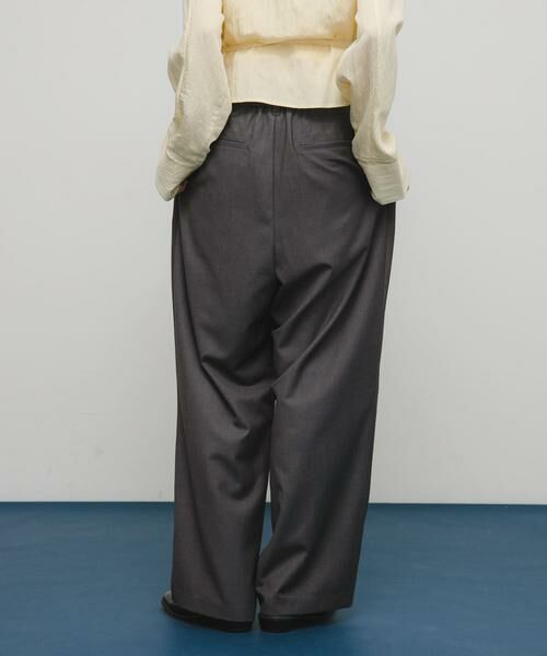 KBF / ケービーエフ その他パンツ | タックデザインスラックス | 詳細19