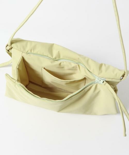 KBF / ケービーエフ ショルダーバッグ | ナイロンギャザーフラップBAG | 詳細8