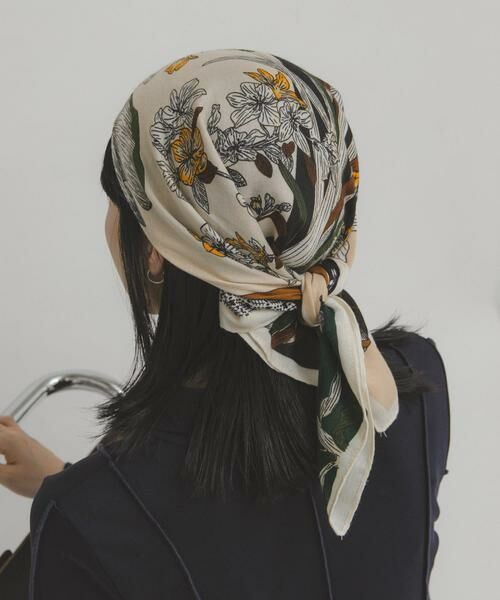 KBF / ケービーエフ バンダナ・スカーフ | フラワーデザインビッグスカーフ | 詳細14
