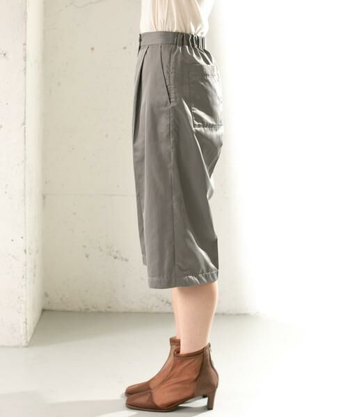 KBF / ケービーエフ その他パンツ | シャイニーミディパンツ | 詳細4