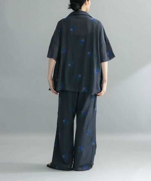 KBF / ケービーエフ シャツ・ブラウス | 『WEB限定』エンブロイダリーワイドシャツ | 詳細2