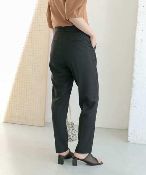 KBF / ケービーエフ その他パンツ | illi　ワンタックスリムテーパードパンツ | 詳細21