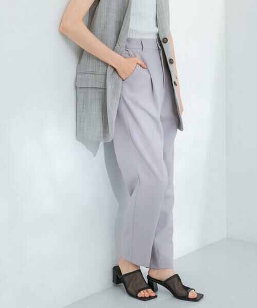 KBF / ケービーエフ その他パンツ | illi　ワンタックスリムテーパードパンツ | 詳細1