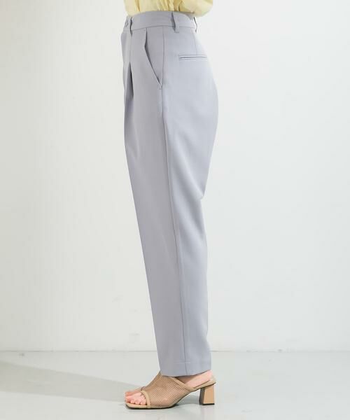 KBF / ケービーエフ その他パンツ | illi　ワンタックスリムテーパードパンツ | 詳細8