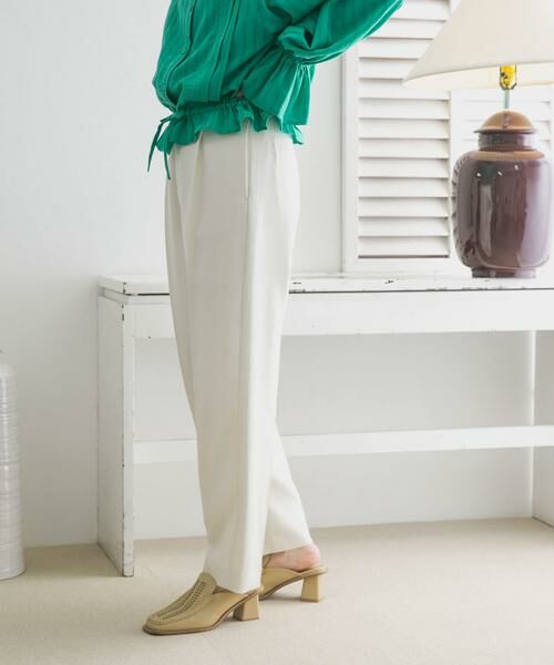 KBF / ケービーエフ その他パンツ | illi ワンタックセンタープレスパンツ | 詳細16