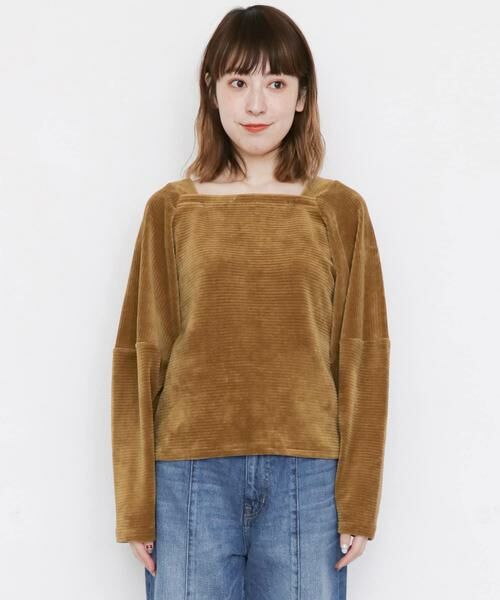 KBF / ケービーエフ Tシャツ | KBF+　スクエアネックカットソー∴ | 詳細1