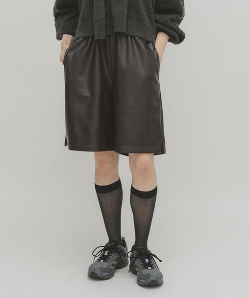 KBF / ケービーエフ ショート・ハーフ・半端丈パンツ | ドローストリングショートパンツ（ダークブラウン）