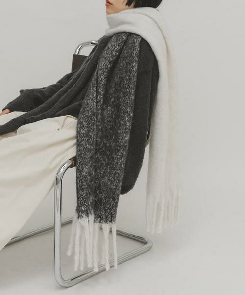 KBF / ケービーエフ マフラー・ショール・スヌード・ストール | ビッグフリンジバイカラーストール | 詳細11
