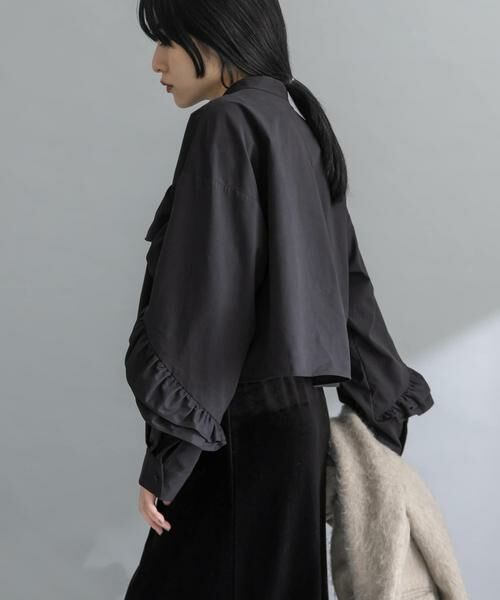 KBF / ケービーエフ シャツ・ブラウス | 『WEB限定』ラッフルデザインブラウス | 詳細21