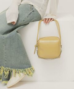 KBF / ケービーエフ ショルダーバッグ | チェーン付きスクエアBAG