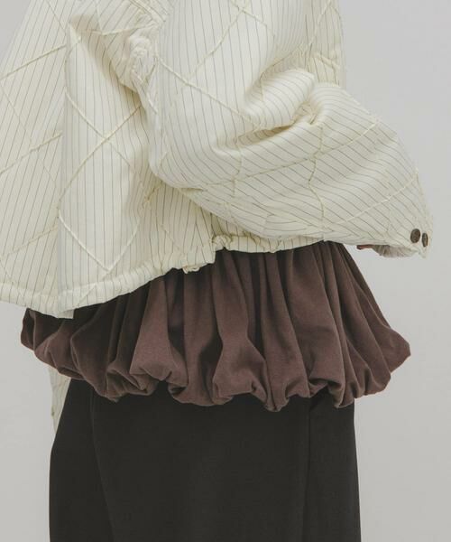 KBF / ケービーエフ Tシャツ | ピーチスキンバブルヘムトップス | 詳細2