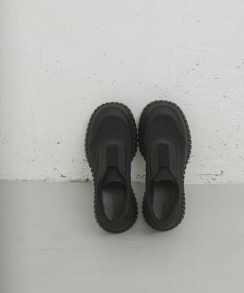 KBF / ケービーエフ スニーカー | チャンキーソールパファースリッポン | 詳細11