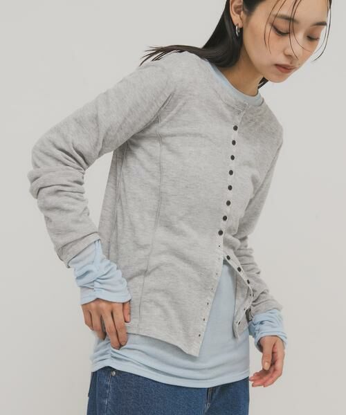 KBF / ケービーエフ Tシャツ | バイカラーレイヤードカットソー（グレー）