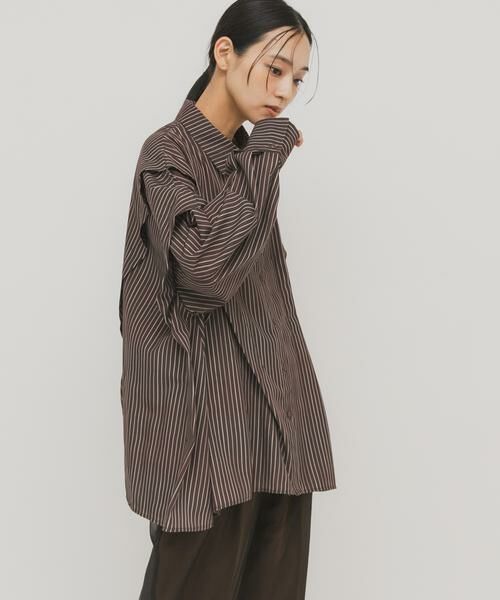 KBF / ケービーエフ シャツ・ブラウス | ランダムタックデザインストライプシャツ | 詳細5