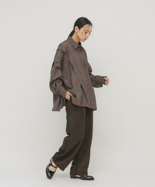 KBF / ケービーエフ シャツ・ブラウス | ランダムタックデザインストライプシャツ | 詳細7