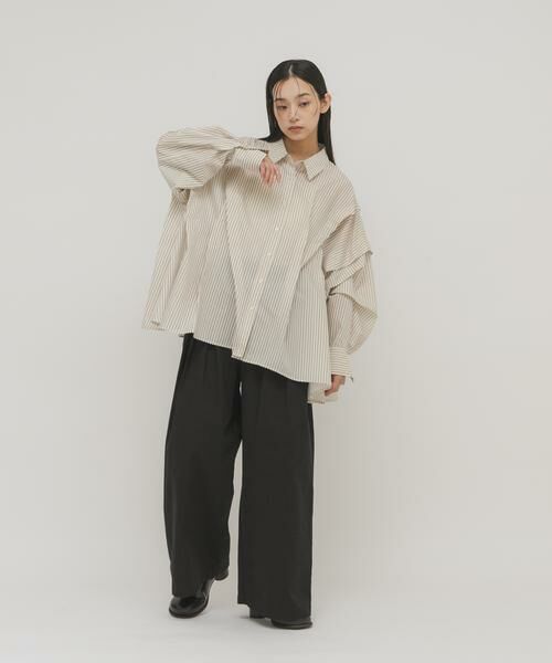 KBF / ケービーエフ シャツ・ブラウス | ランダムタックデザインストライプシャツ | 詳細28