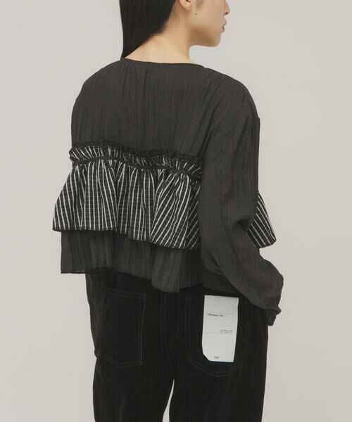 KBF / ケービーエフ シャツ・ブラウス | フリルレイヤードブラウス（ブラック）