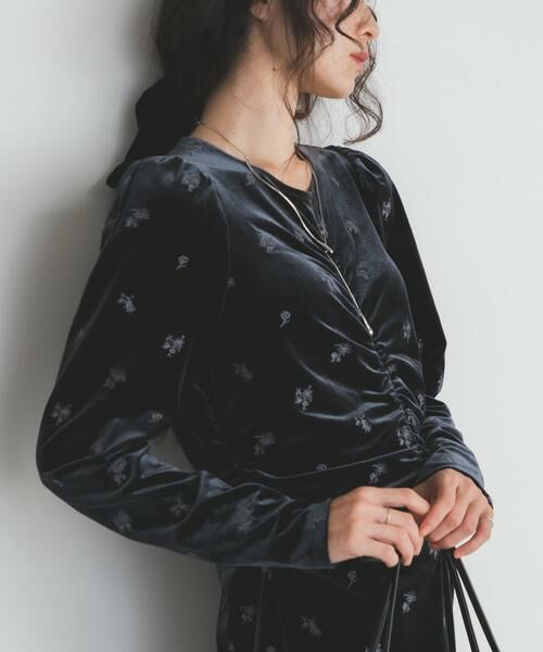 KBF / ケービーエフ ワンピース | ベロアシャーリングドレス | 詳細23