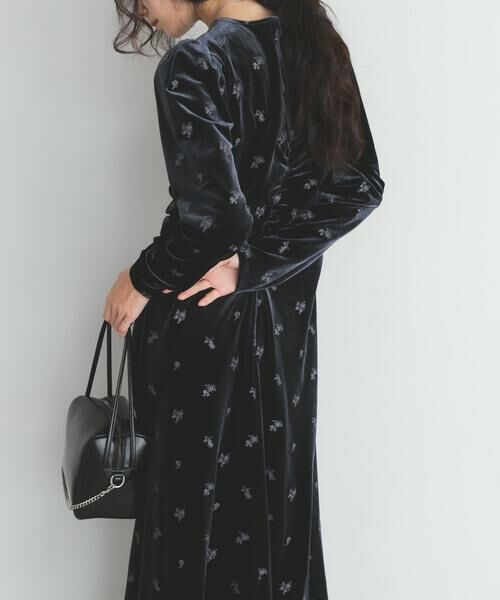 KBF / ケービーエフ ワンピース | ベロアシャーリングドレス | 詳細24