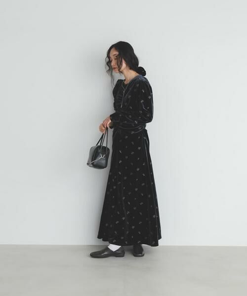 KBF / ケービーエフ ワンピース | ベロアシャーリングドレス | 詳細26