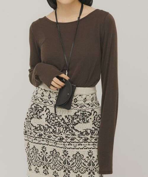 KBF / ケービーエフ Tシャツ | タックドレープロンTEE（ブラウン）