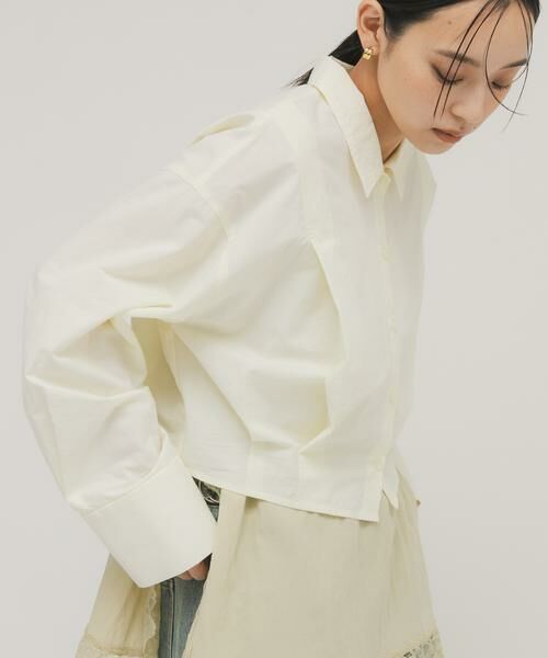 KBF / ケービーエフ シャツ・ブラウス | タックヘムクロップドシャツ | 詳細9
