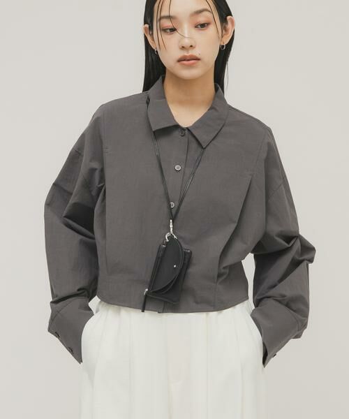 KBF / ケービーエフ シャツ・ブラウス | タックヘムクロップドシャツ | 詳細19