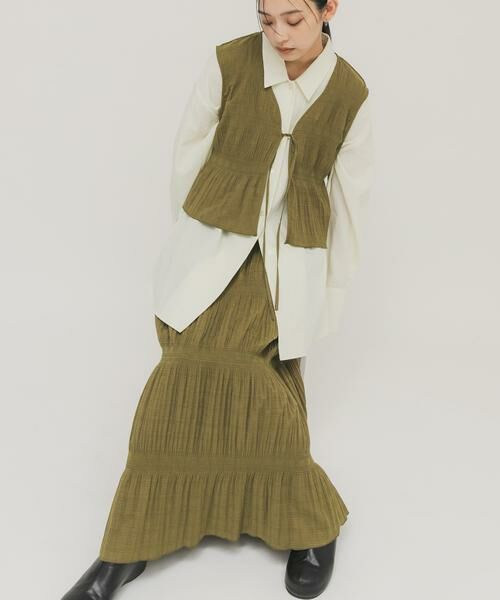 KBF / ケービーエフ セットアップ | マジョリカプリーツベストSETスカート（カーキ）