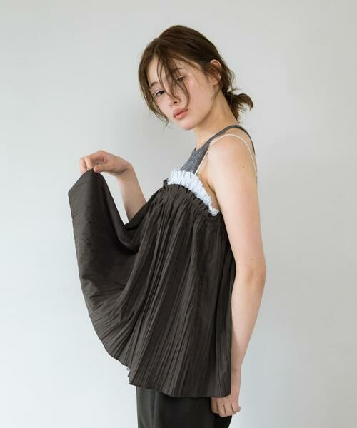 KBF / ケービーエフ その他トップス | バイカラークリンクルビスチェ | 詳細21